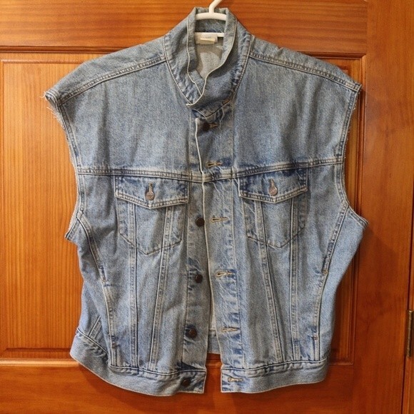 Disney Store Vintage Denim Mickey Mouse Jean Vest Large Y2K Embroidered Jacket - Picture 5 of 16